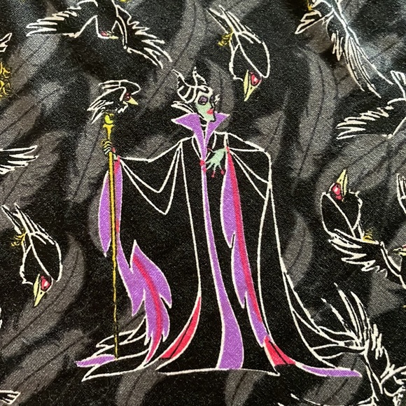 LuLaRoe Disney Maleficant Tunic Top Size Small - Picture 3 of 8